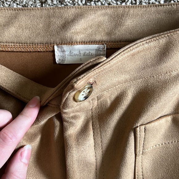 Altar’d State Suede Skirt. Women’s Size Small - Picture 2 of 3